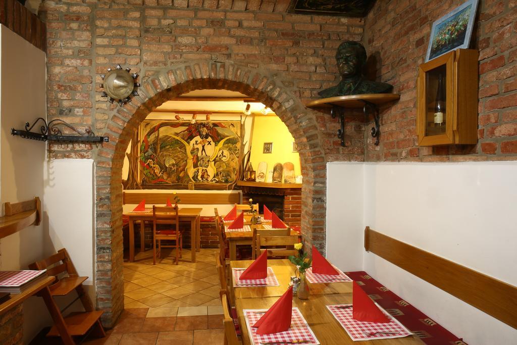 Gostilna In Prenocisca Gedzo Hotel Novo Mesto Luaran gambar