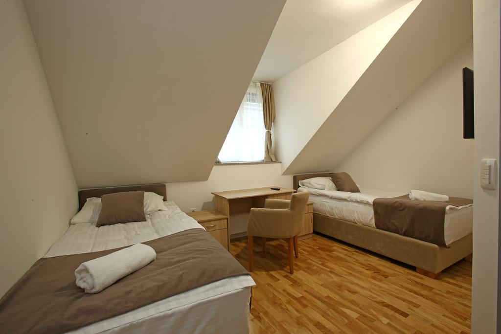 Gostilna In Prenocisca Gedzo Hotel Novo Mesto Luaran gambar